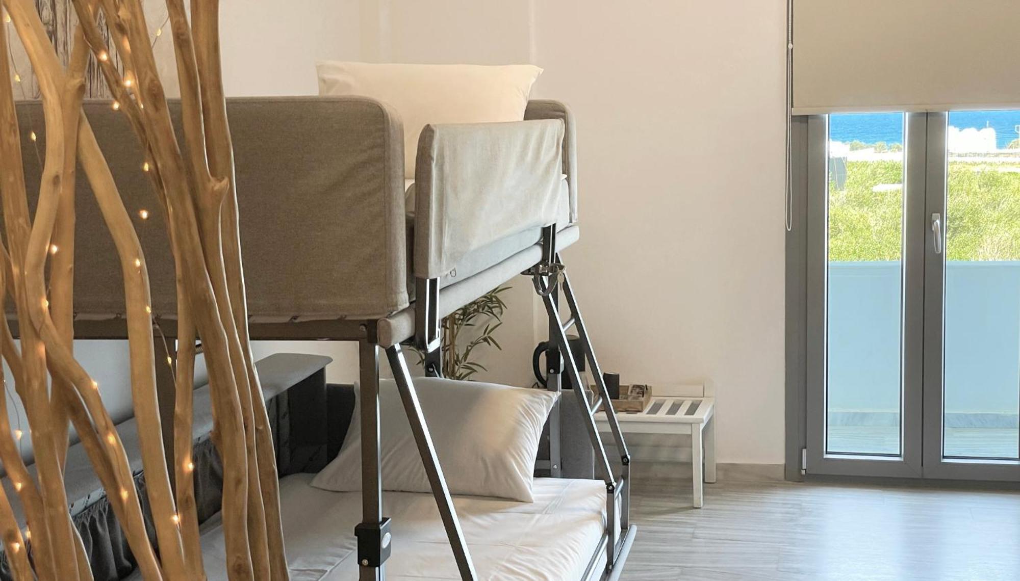Hermoso Luxury Suites مونوليثوس الغرفة الصورة